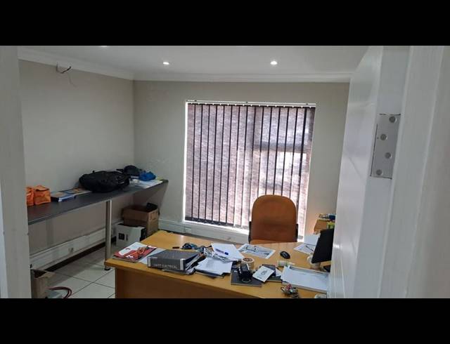 BUSINESS FOR SALE IN NEWTON PARK